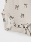 Gavo slim body, silver peony/bow, Lil Atelier thumbnail