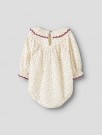 Rasia loose body shirt, turtledove/red dahlia, Lil Atelier thumbnail