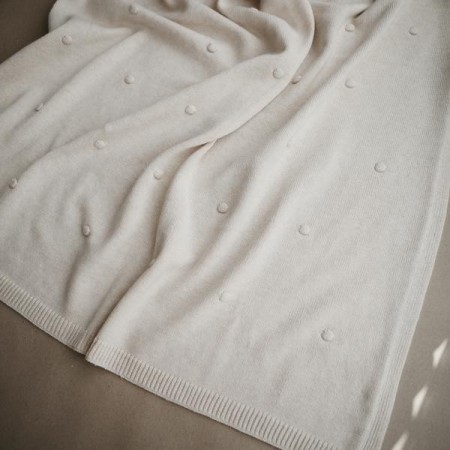 Knitted baby blanket, textured dots off white melange, Mushie